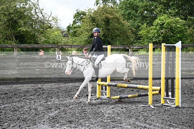 WJ6_9722 - Class 13 Novice 60cm