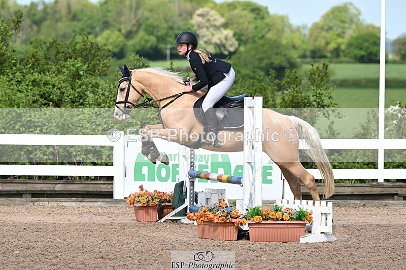 250504-103755-02134 - Cls 15+16 Club and Schools 70cm