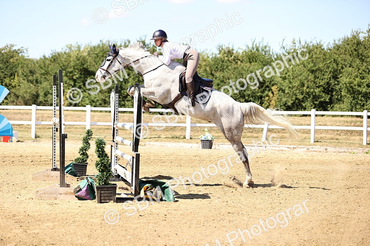 SBM_015056 - Class 16 - Senior foxhunter - 1.20m Open