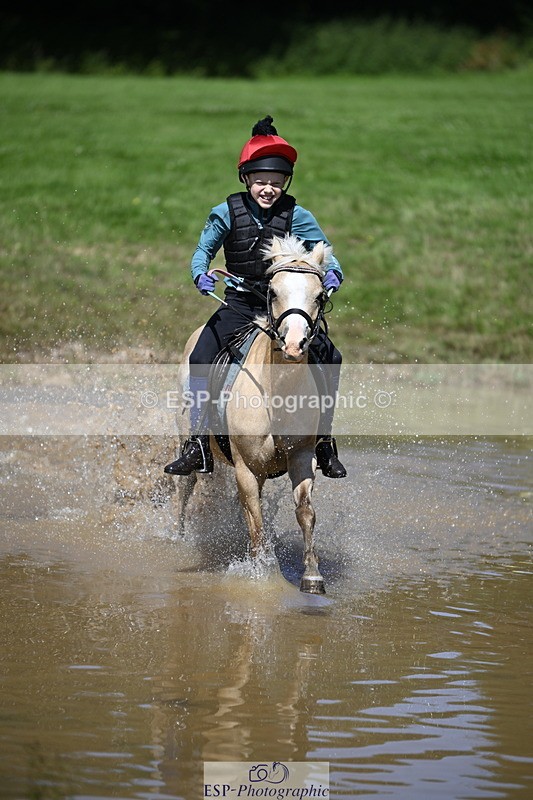 240728B-112543-01037 - Theo's Group XC