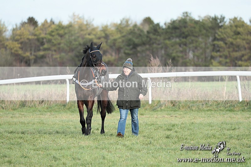 PtP 141225  1545 - New Forest Hounds PtP Larkhill 14/12/25