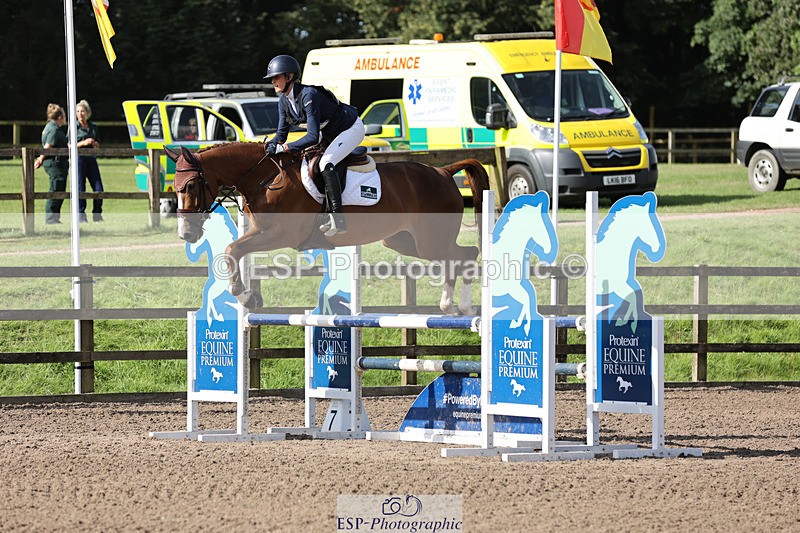 240804-093452-10164 - 353-Maja_Hullah-ORANJE_SPR