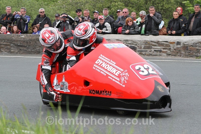  - Sidecar Race 1