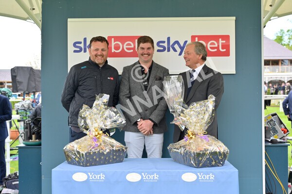 yr11052022r1-42 - Race 1 1.50pm Sky Bet Race to the Ebor Jorvik Stakes