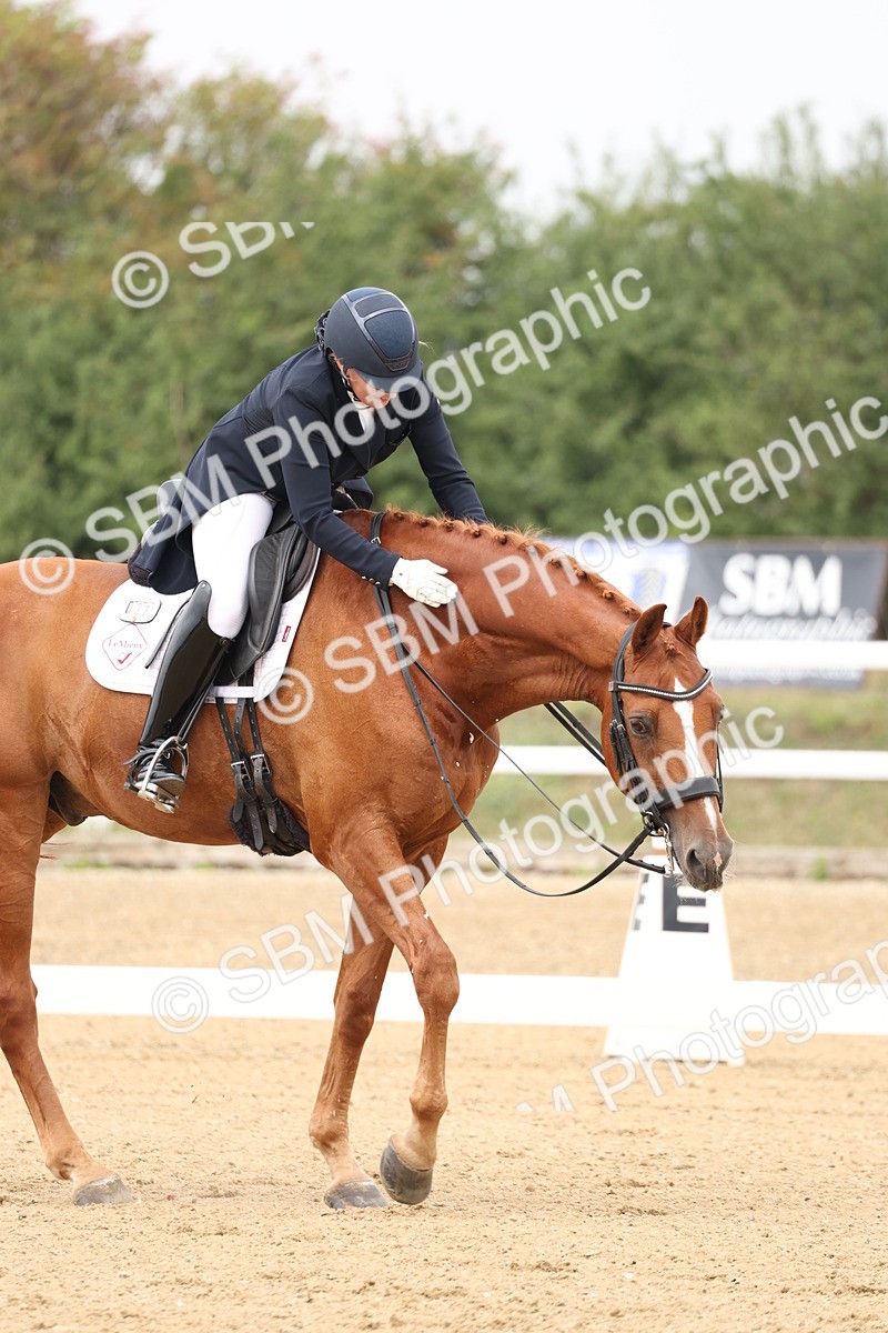 SBM_007073 - Class 9 - FEI INT I - 13.37-14.33