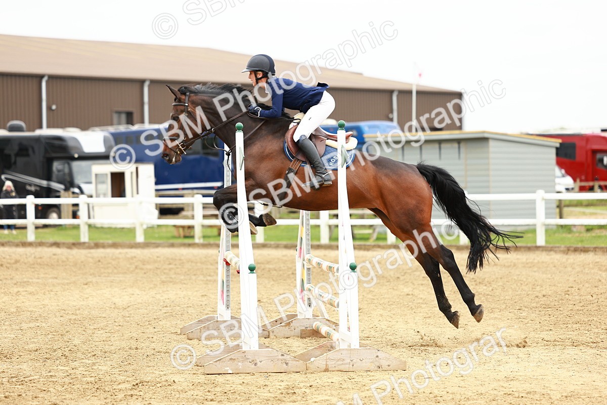 SBM_000439 - Class 2 - Senior British Novice - 90cm