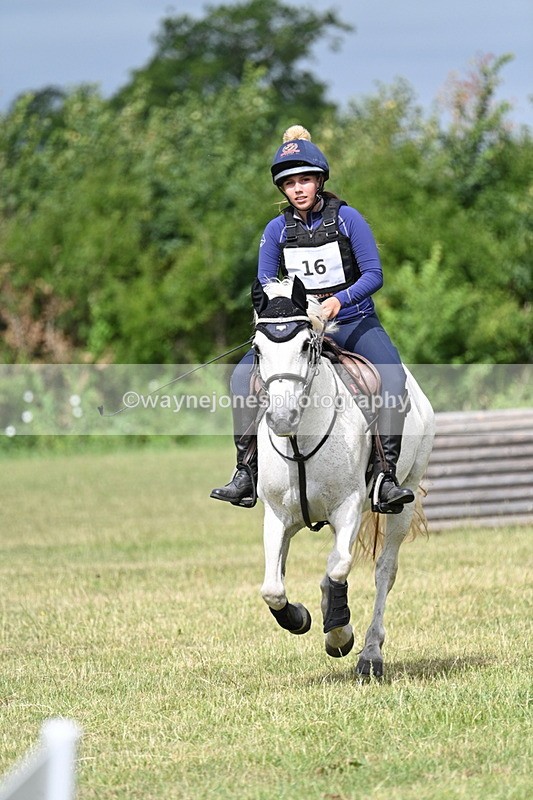 WJ7_5119 - 60cm XC Time 10:17 to 10:49