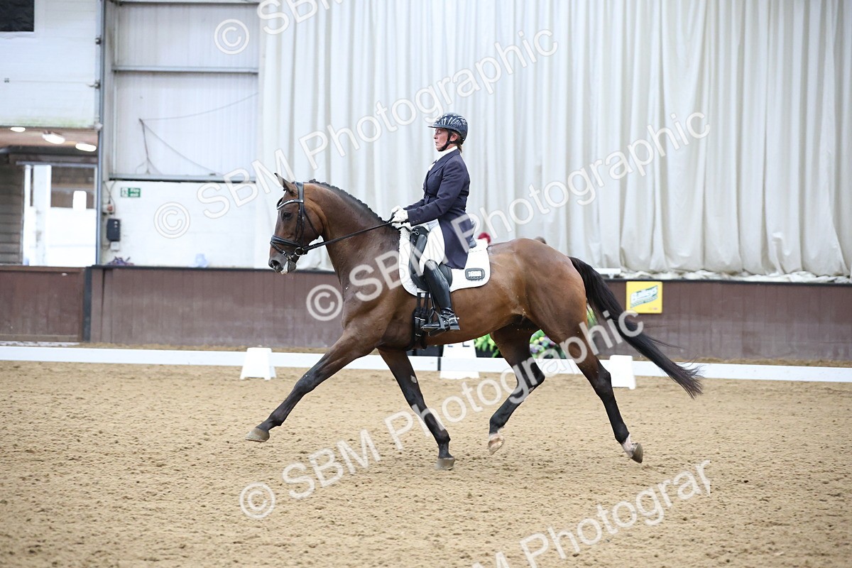 SBM_004512 - Class 9 - FEI Inter 1 Gold - 15.55-16.43