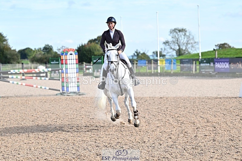 251001-151401-00545 - Cls 6 Foxhunter and 1.20m Open