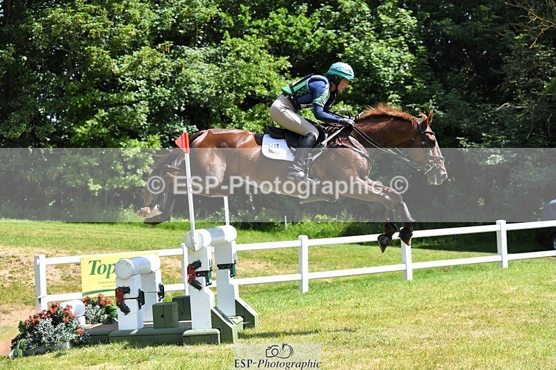 230528-114350-16479 - 410-CHILLIS_GEM-Sarah_Gairdner-XC