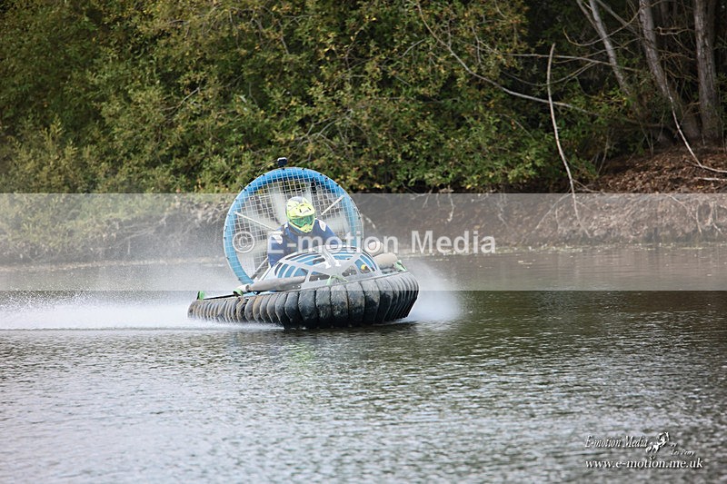 HCWC 220826 557 - Hovercraft W C Race Day 2 22/08/26