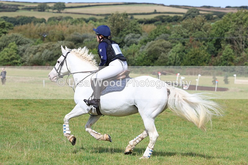 3E7A6449 - Class 1: Trebudannon Open: Pheasant Feeder