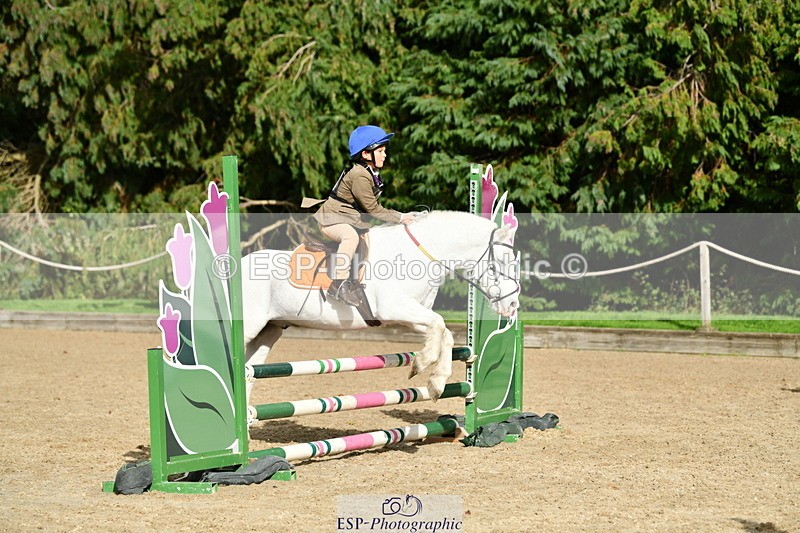 251004A-150545-01661 - Classes 8 & 9 70cm