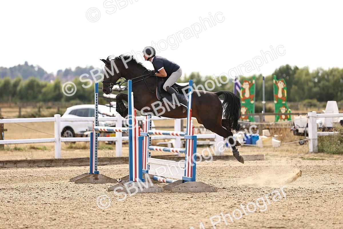 SBM_001483 - Class 6 - Senior Newcomers 1.10m