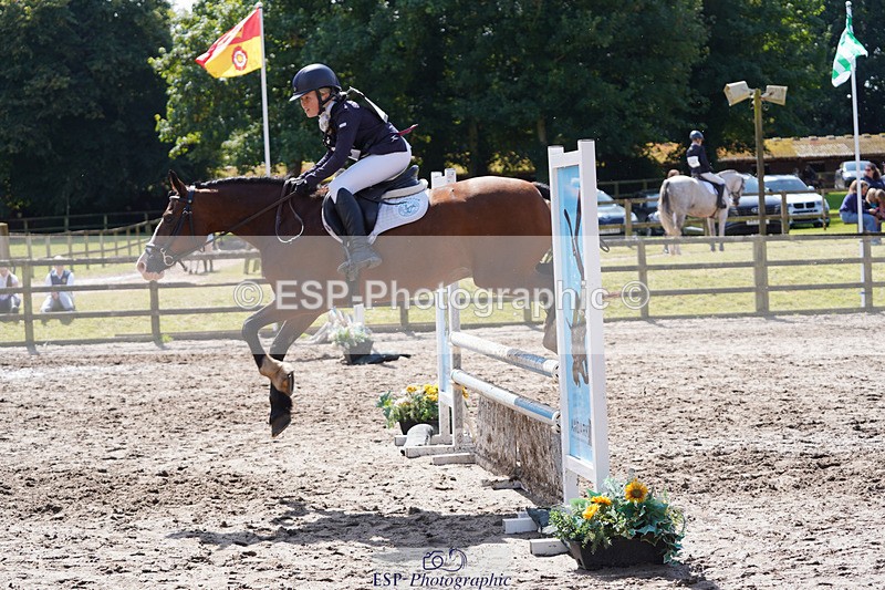 240824X-125920-27415 - 80cm Round 1 13.00 to 14.00