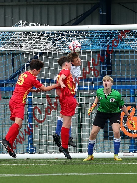0201_AMT - Tonbridge U15 Boca Juniors v. Farnborough OBG U15 colts