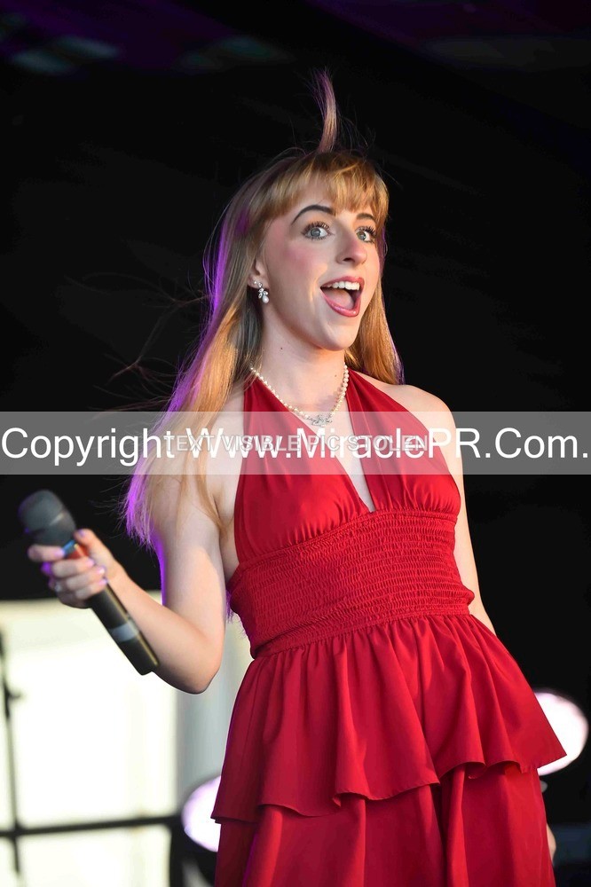 SH4_2197 - Lizzie Stanway