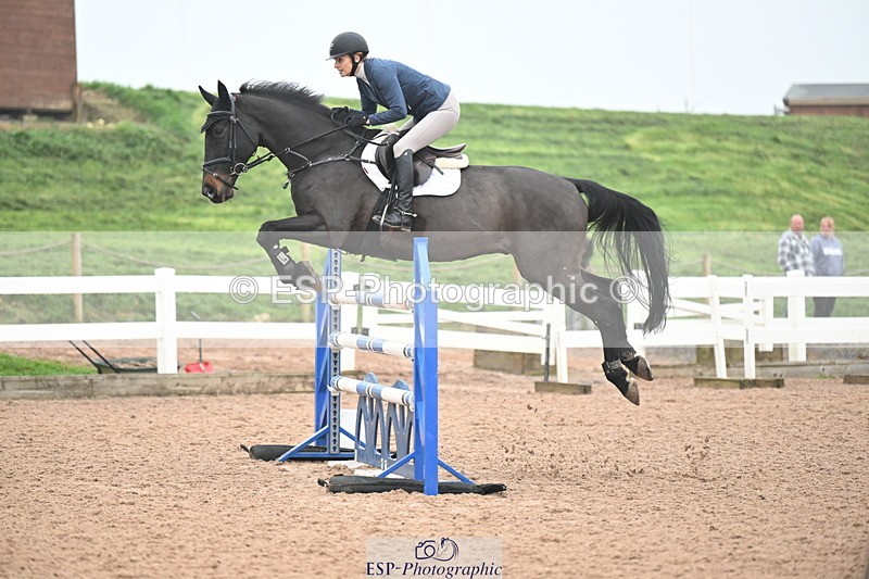 241102A-125429-04669 - SAT Cls 15 Foxhunter and 1.20m Open