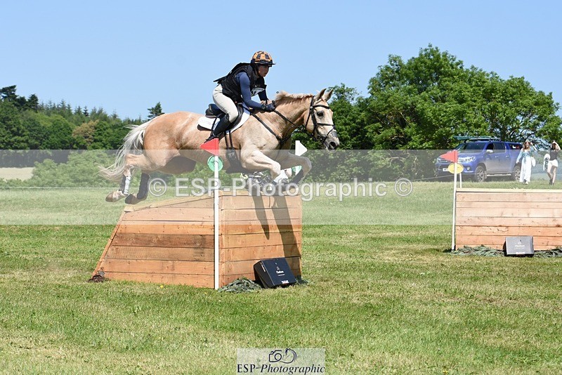 230527-144334-09980 - 356-THE_DUMB_BLONDE-Kat_Raybould-XC