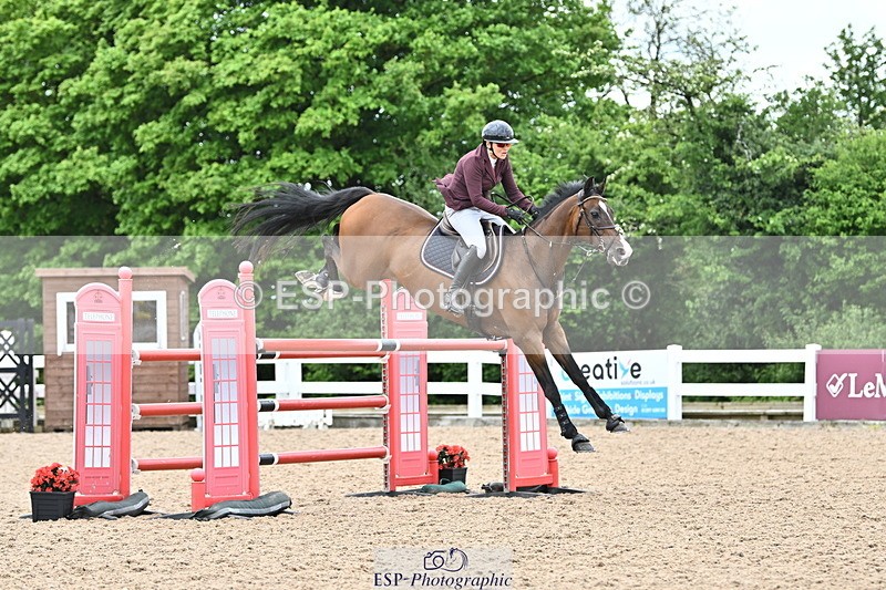 240523A-135919-01988 - Cls 5 National 1.30m