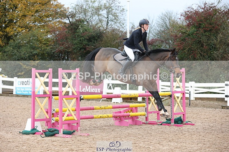 231112A-113702-03704 - Cls 18 Discovery & 1m Open