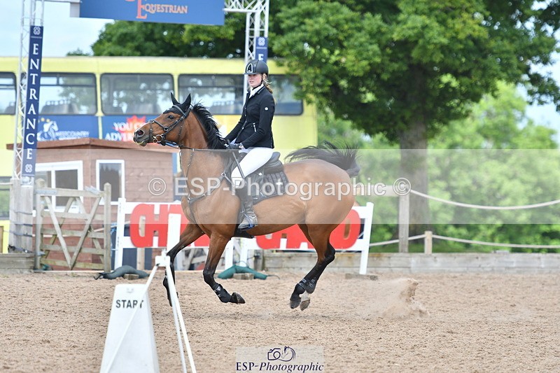 240609A-113826-04654 - Cls 17 Snr 1.05m Open