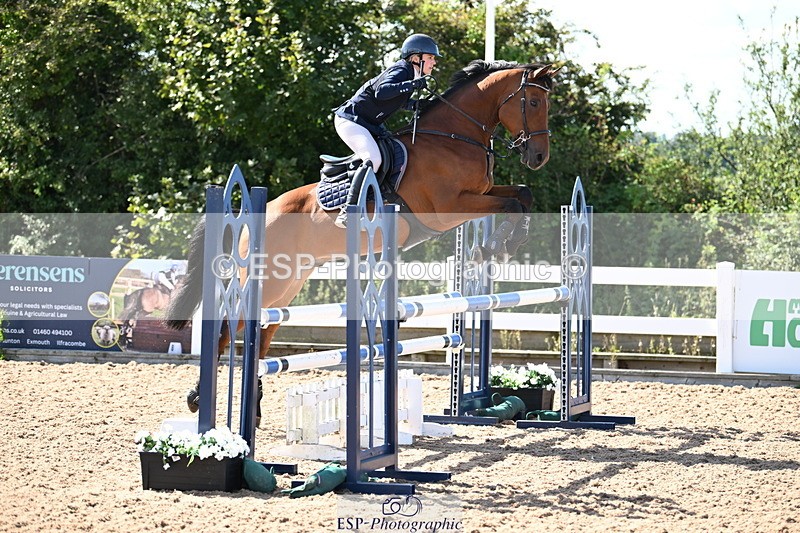 240914A-141750-07586 - Cls 24-S 1.05m Amateur Qualifier