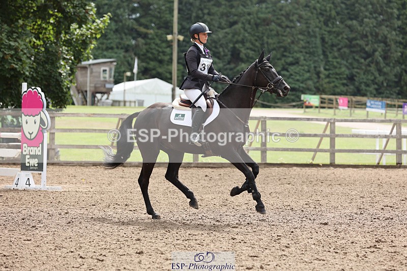 240804-105929-11402 - 310-Dani_Evans-BLACKADDER