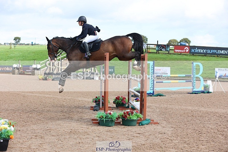 250911-121247-01373 - Cls 3 Snr Foxhunter