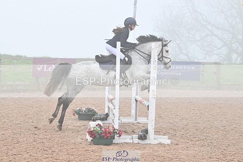 240506A-091500-08001 - Cls 1 Pony Intro 70cm