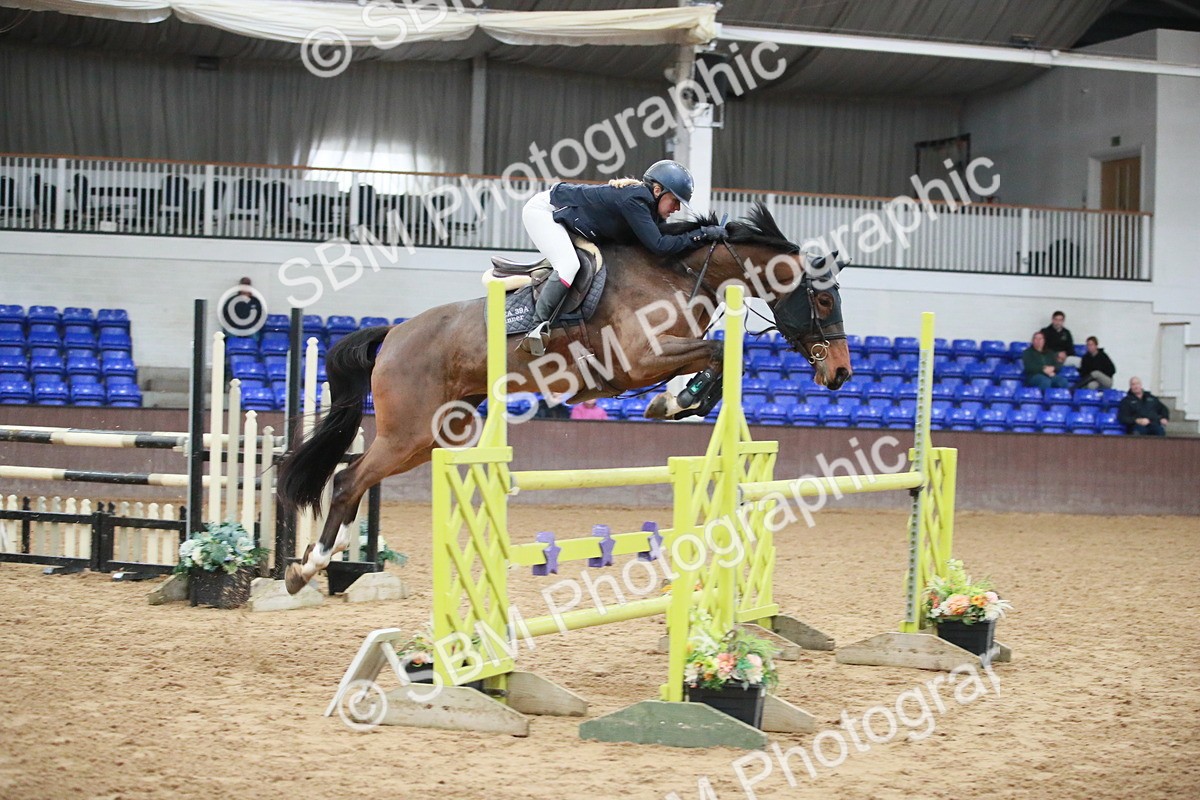 SBM_000964 - Class 4 - Senior Newcomers - 1.10m Open