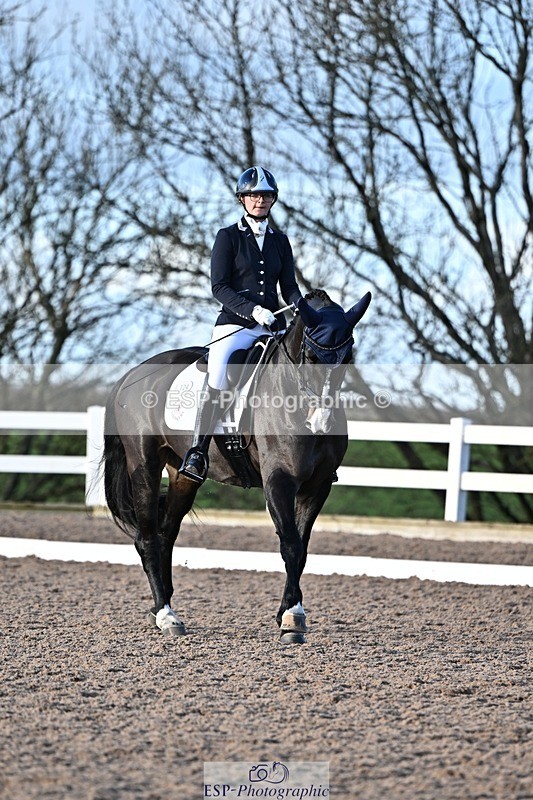 241214-135802-02675 - 124-isobel.goodwin-Milano.van.hof.olympia