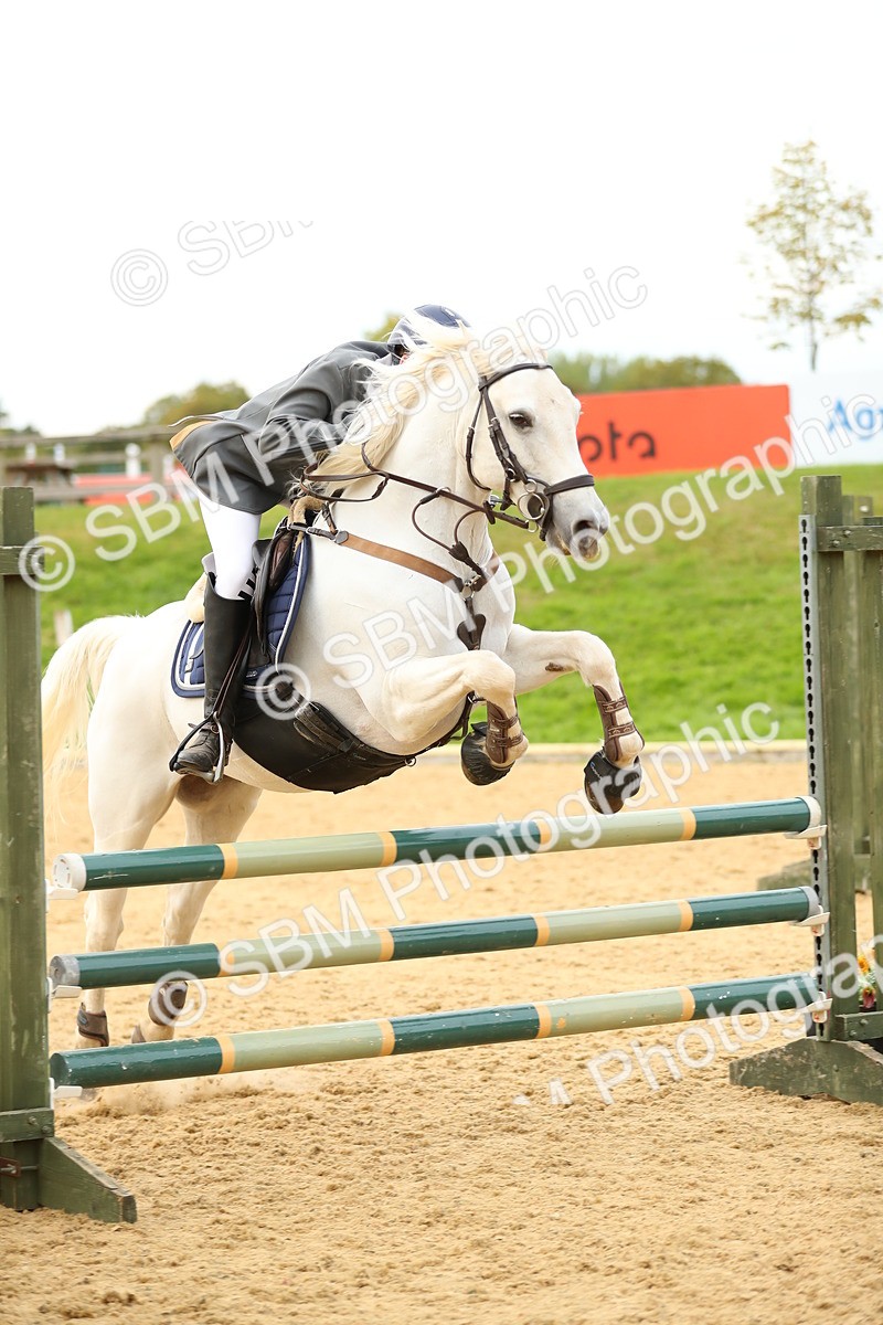 SBM_76128 - J19 - Junior 90cm Supreme Championship