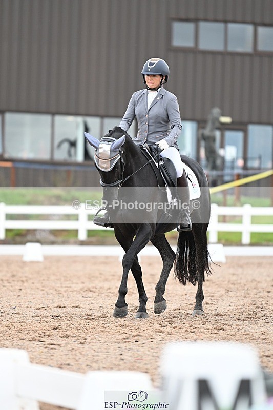 250907-120629-08210 - 011-Lee-Anne.PineMay.diamond