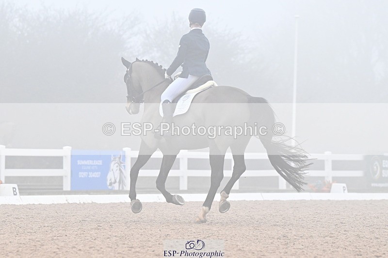 240217A-124820-02306 - 119-Shona.Mclauchlan-Diamond.Darco