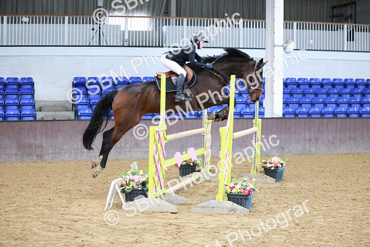 SBM_003910 - Class 11 - Senior Newcomers - 1.10m