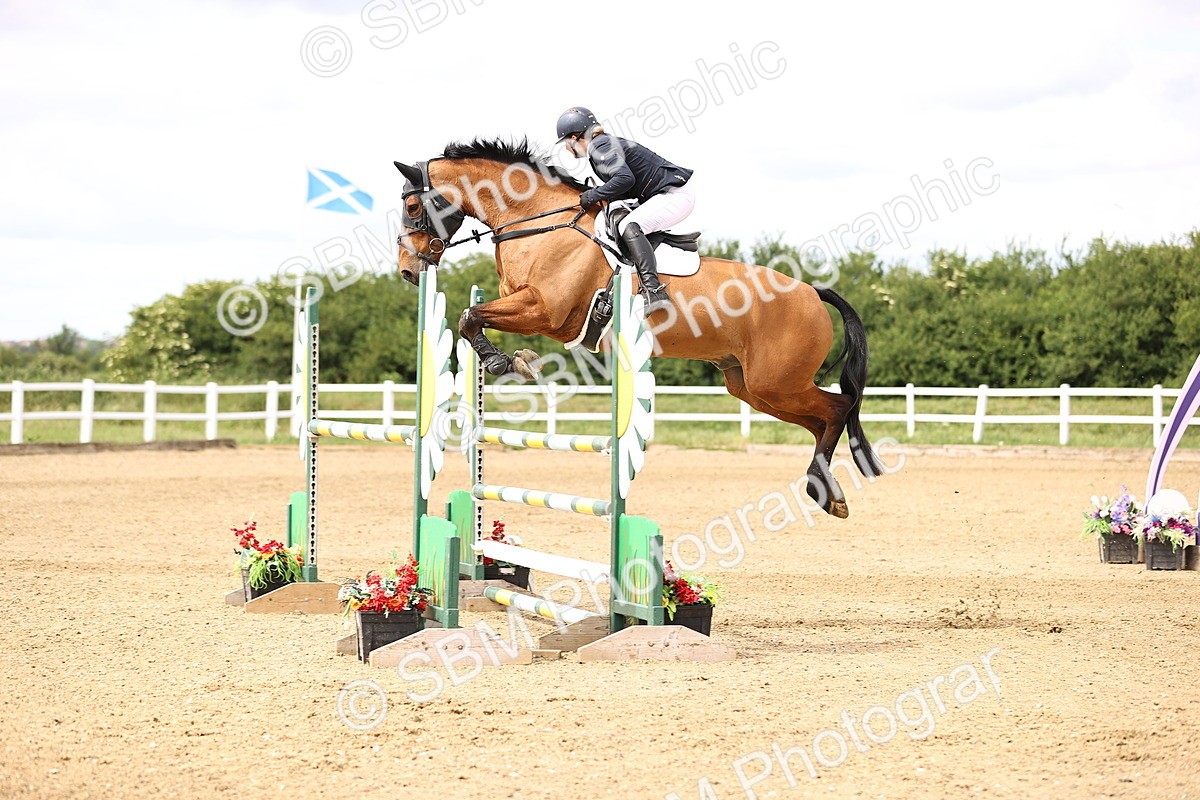 SBM_008052 - Class 21 - Senior Foxhunter - 1.20m