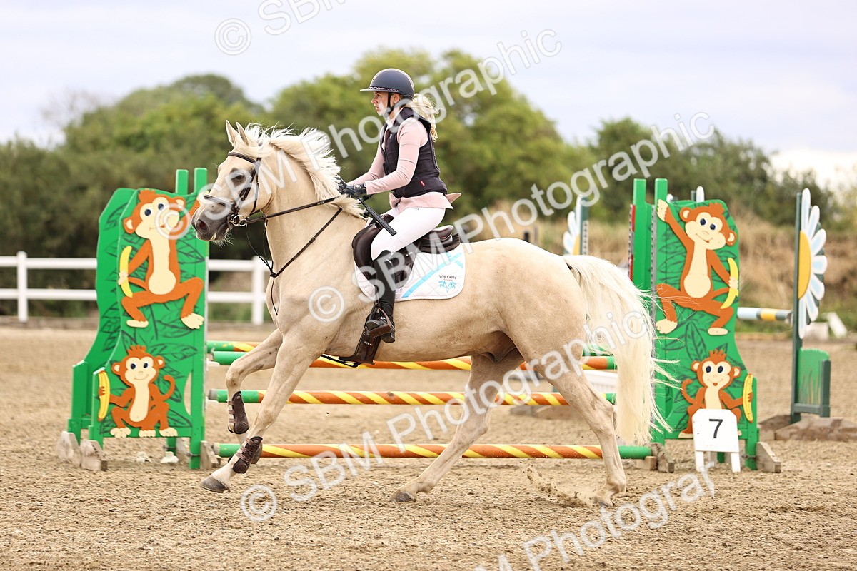 SBM_000021 - Class 1 - Clear Round
