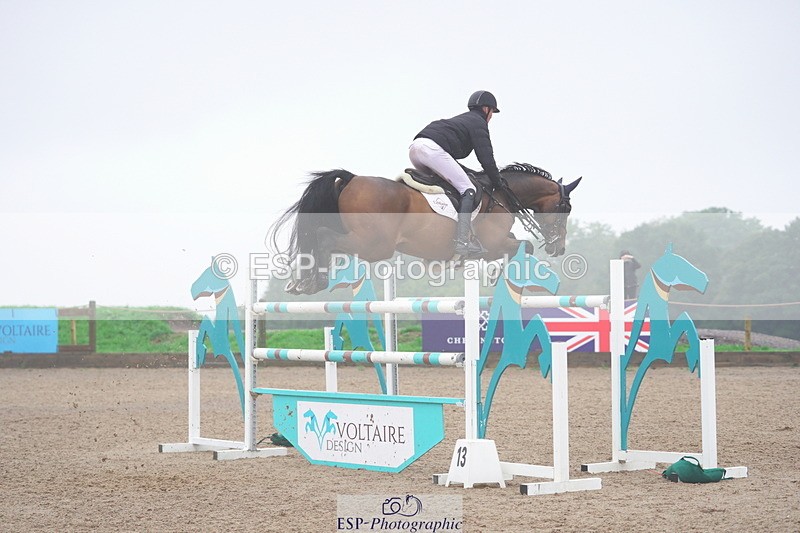 231017A-112740-06735 - Cls 26 Chard Equ Grand Prix