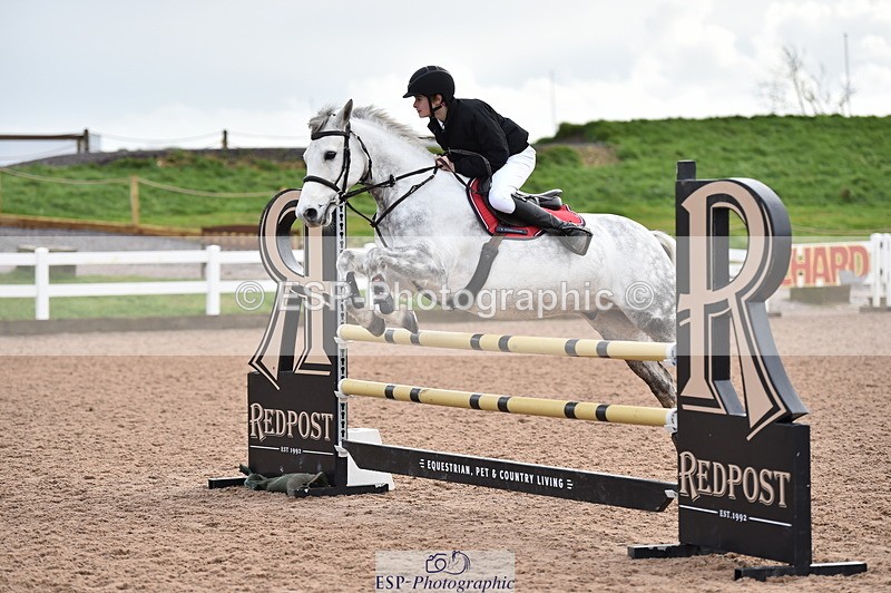 231203A-113510-00911 - Cls 4 Newcomers & 1m Open