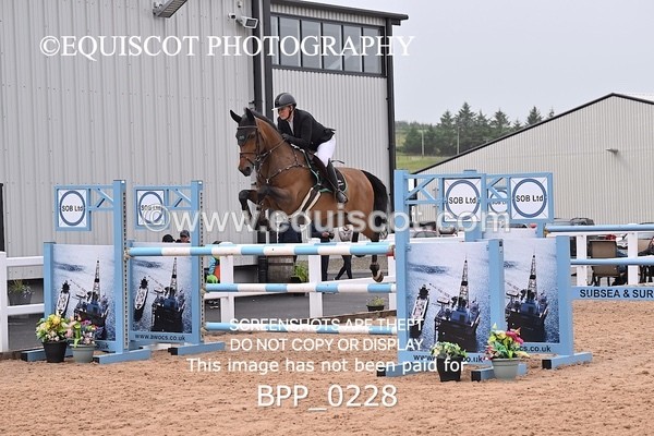 BPP_0228 - CLASS 25 SUN HOYS Redpost Equestrian Senior Foxhunter Second Round