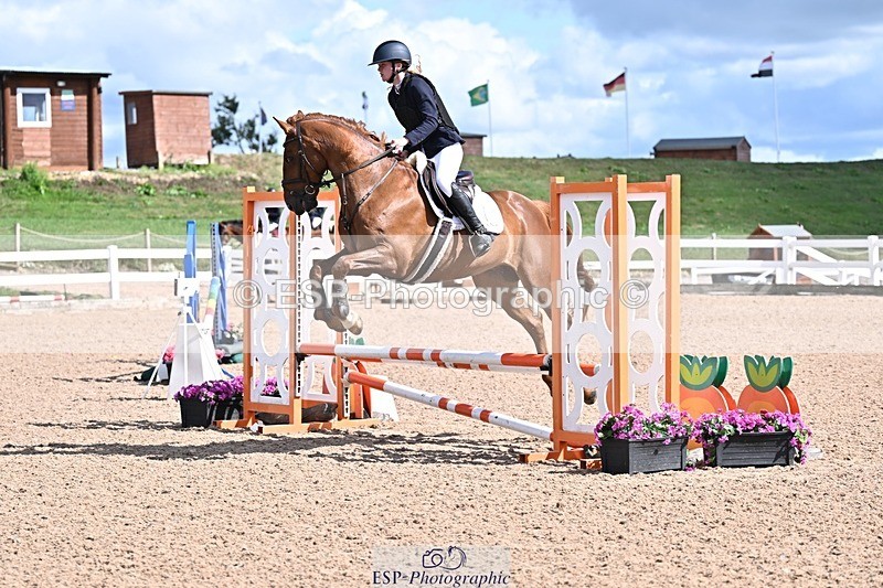 250729-161600-00245 - 70cm