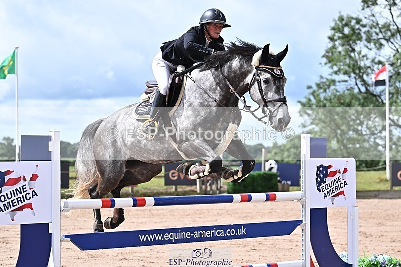 250731-113003-00578 - Cls 02 Snr Fox 1st Rnd