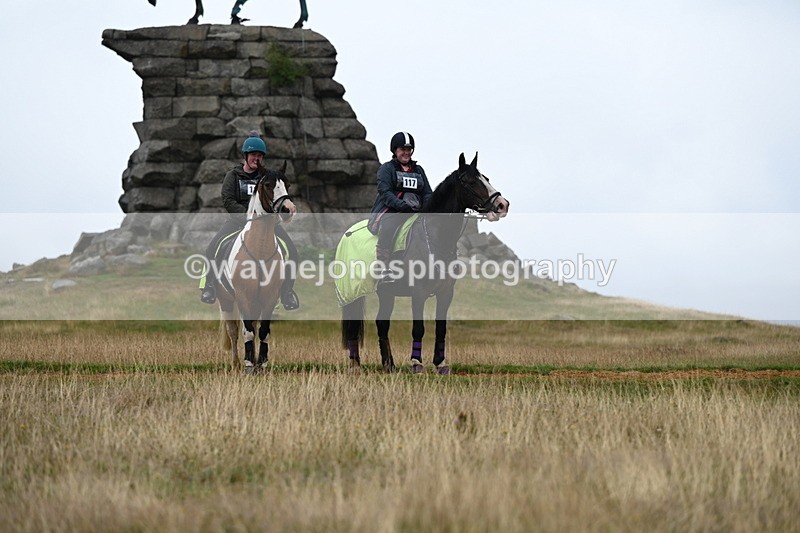 DSC_1991 - Time at Statue 12:13 to 12:32