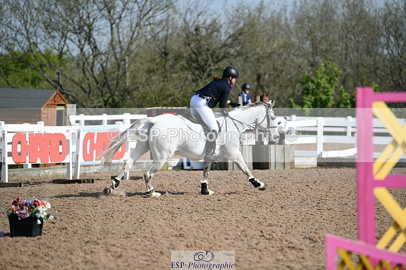 240511A-093211-11292 - Cls 28 95cm National Am Quali