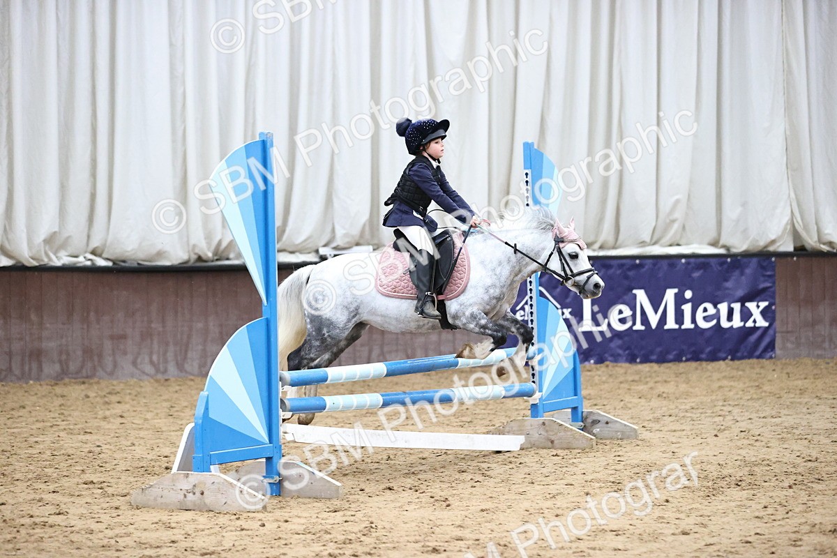 SBM_001392 - Class 5 - Henlow Veterinary Hospital 70cm