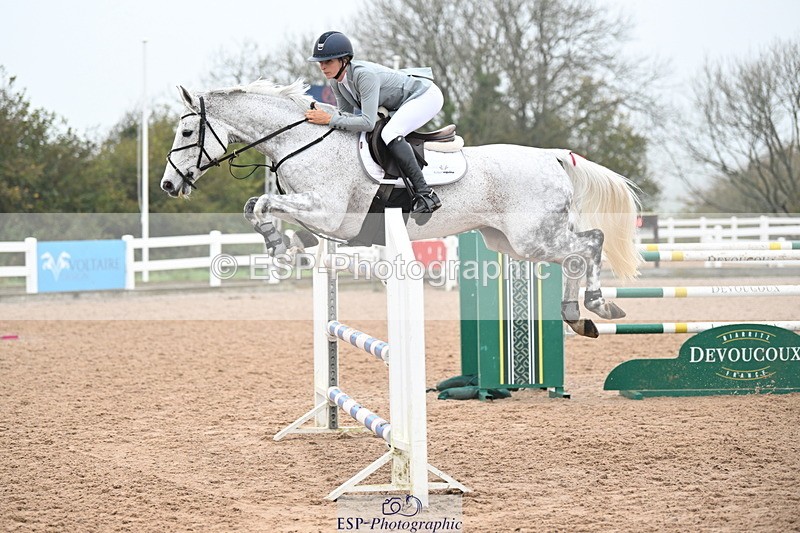 241102A-130340-04708 - SAT Cls 15 Foxhunter and 1.20m Open