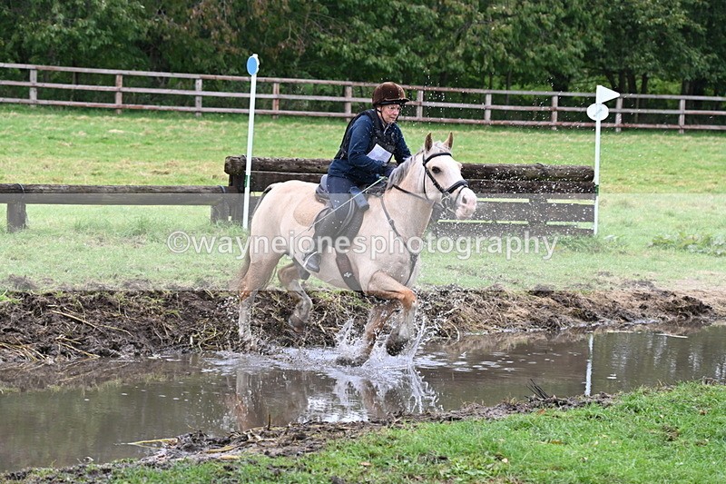 WJ6_6575 - Time at Photographer 12:41 to 13:05