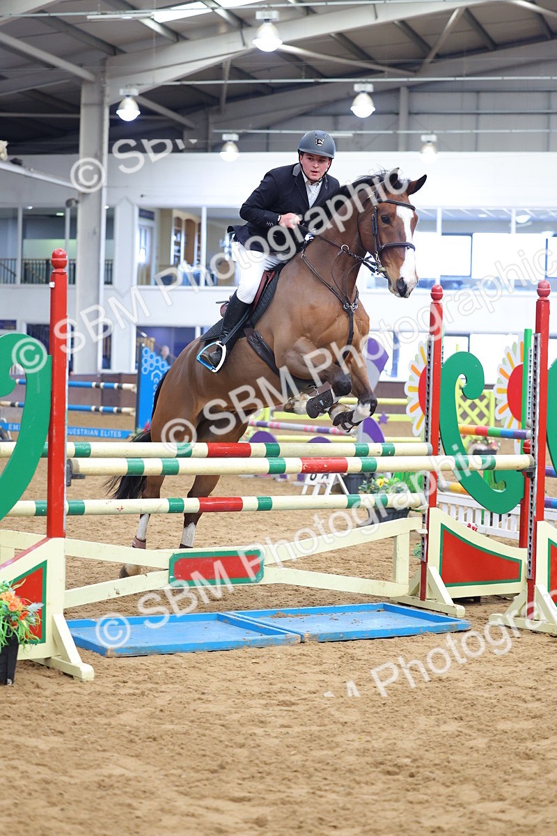 SBM_002609 - Class 8 - Senior Newcomers - 1.10m