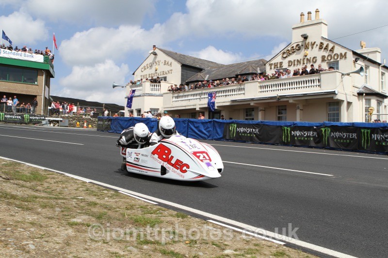 Darren Hope / Paul Bumfrey Kawasaki / ABLEC/BARLOGO - Sure Sidecar Race 1
